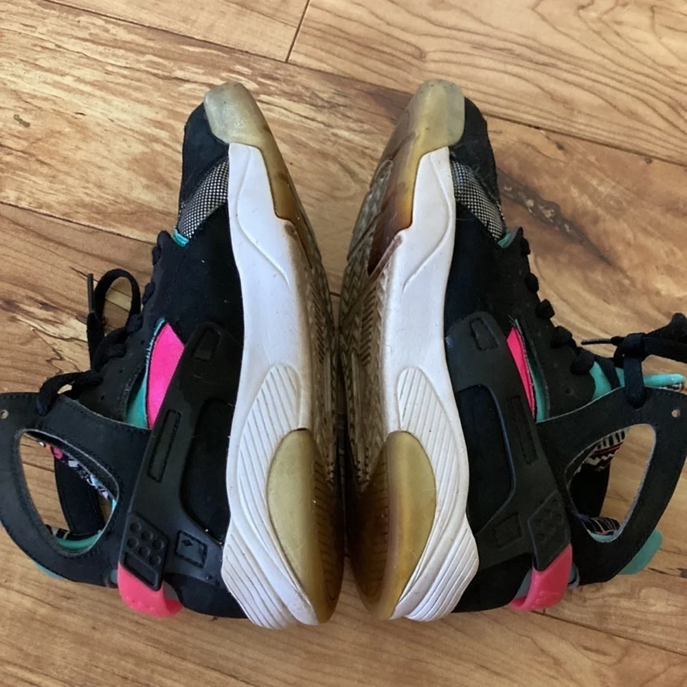 Nike air flight hurricane south beach Miami athletic shoes size 6Y vice spurs